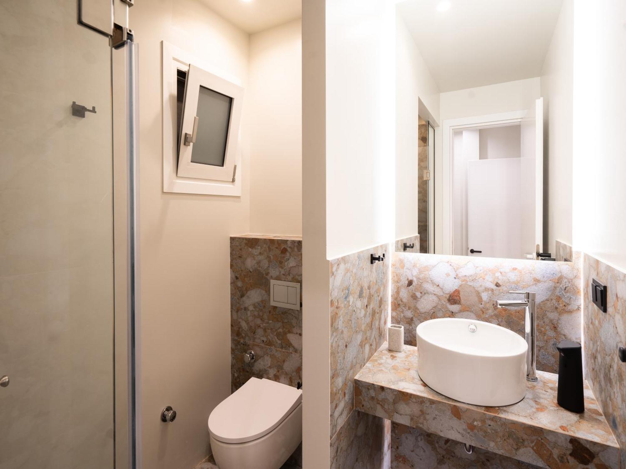 A Place 4U No6 - City Escape With Balcony Lounge & Open Living Space Athènes Extérieur photo