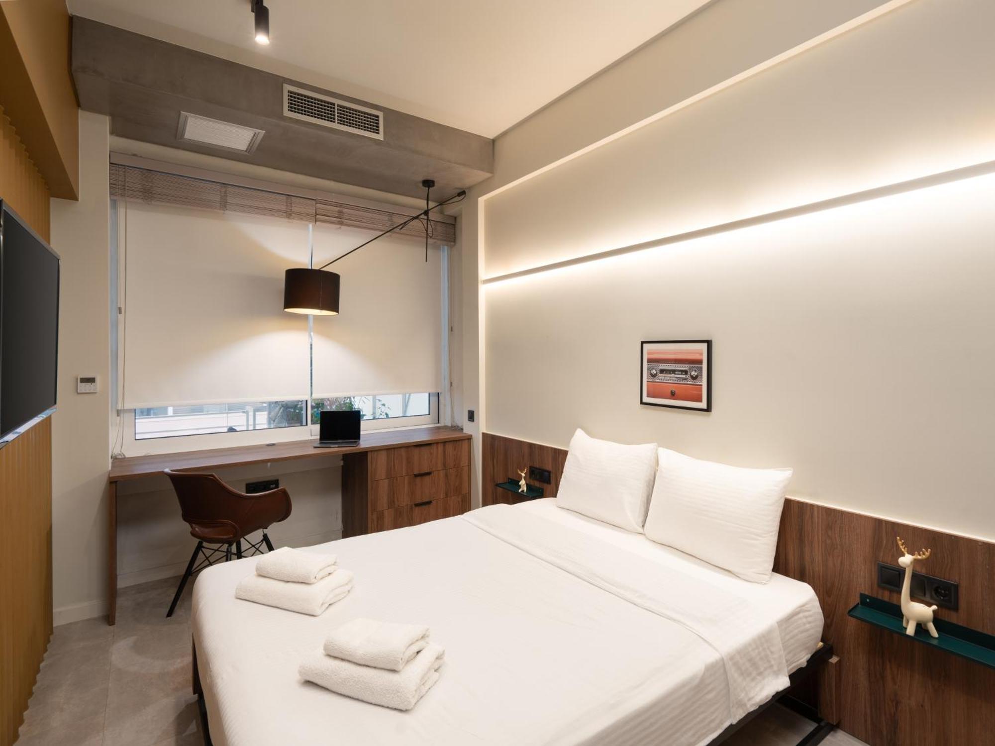 A Place 4U No6 - City Escape With Balcony Lounge & Open Living Space Athènes Extérieur photo